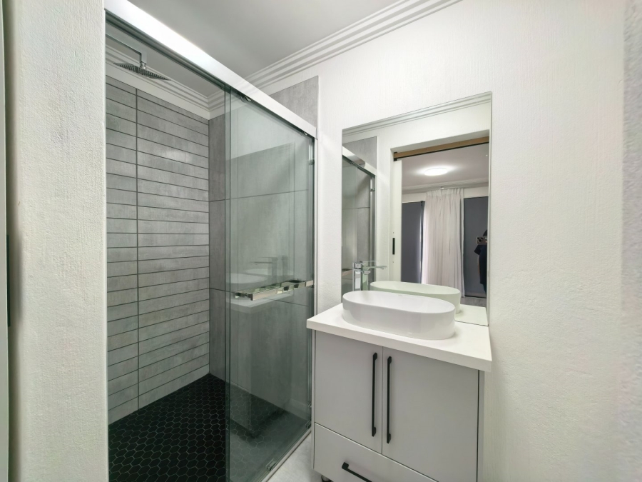 5 Bedroom Property for Sale in Kingswood Golf Estate Western Cape